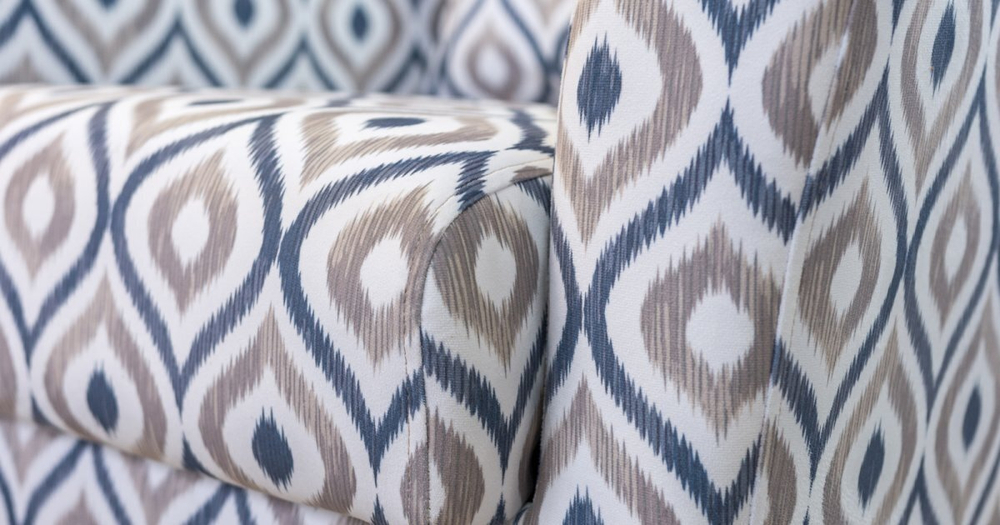 Кресло Либерти велюр геометрия 18 беж