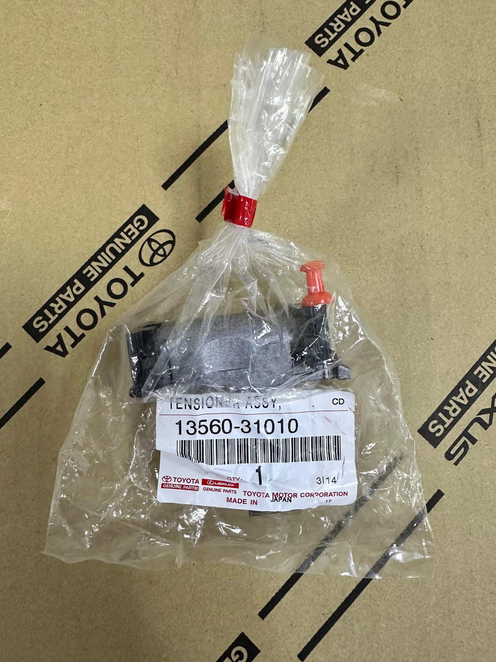 Натяжитель TOYOTA 1356031010