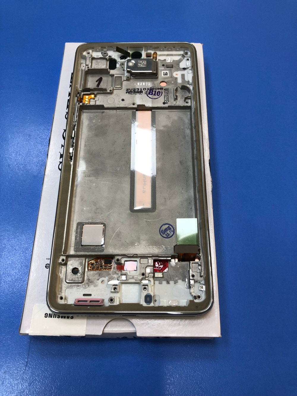 Самсунг А536 Galaxy A53 5G   Дисплей в сборе с тачскрином и серебристой рамкой белый Оригинал