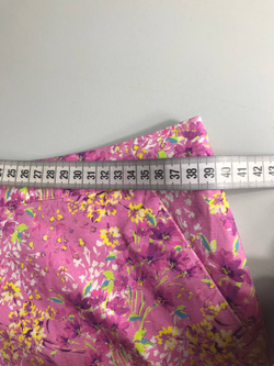 Шорты яркие и стильные, визуально на 42 размер