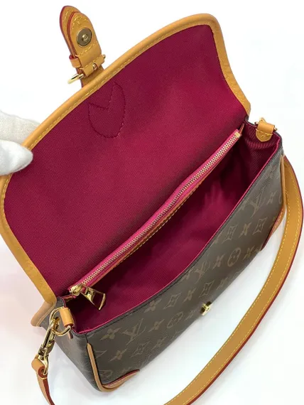 Сумка Louis Vuitton Diane коричневый