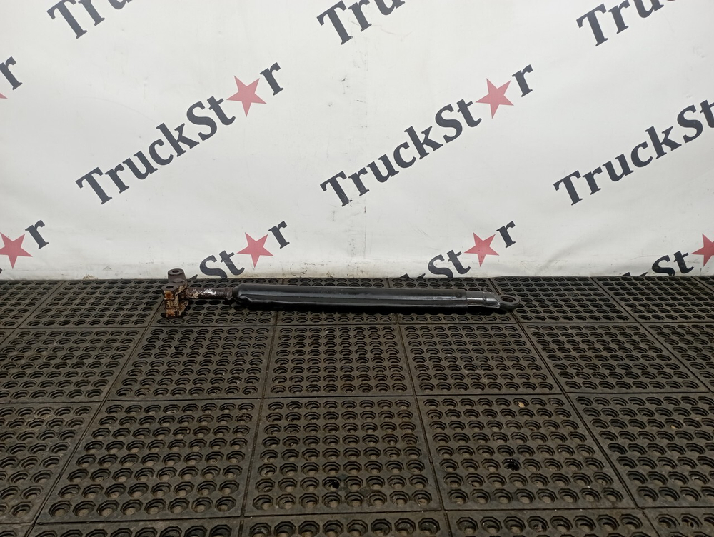 Цилиндр подъема кабины