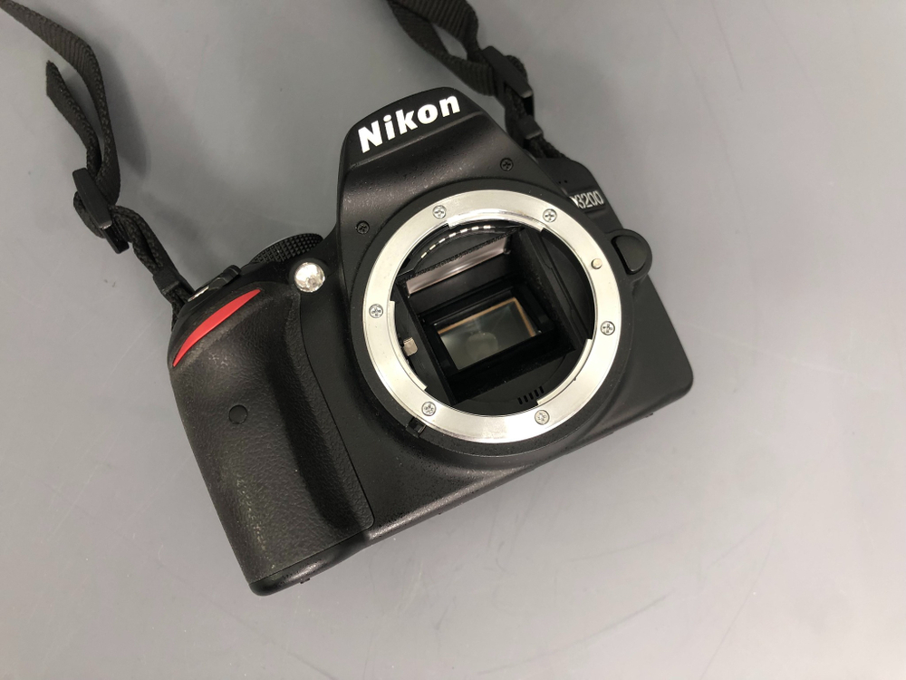 Nikon D3200 5.800 кадров
