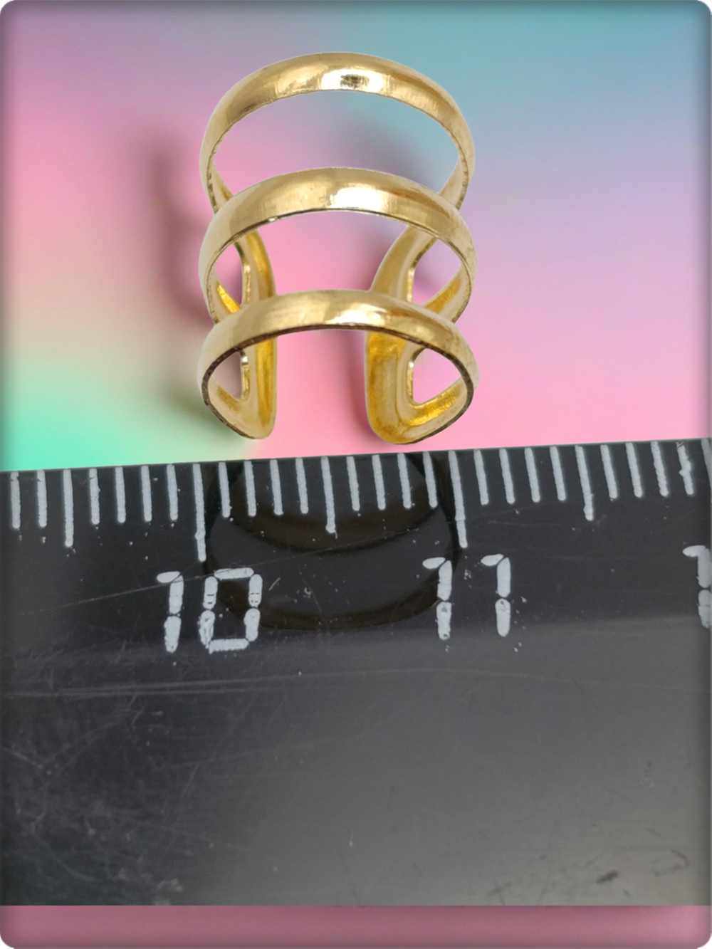 Клипса тройная золотистая. Бижутерия.