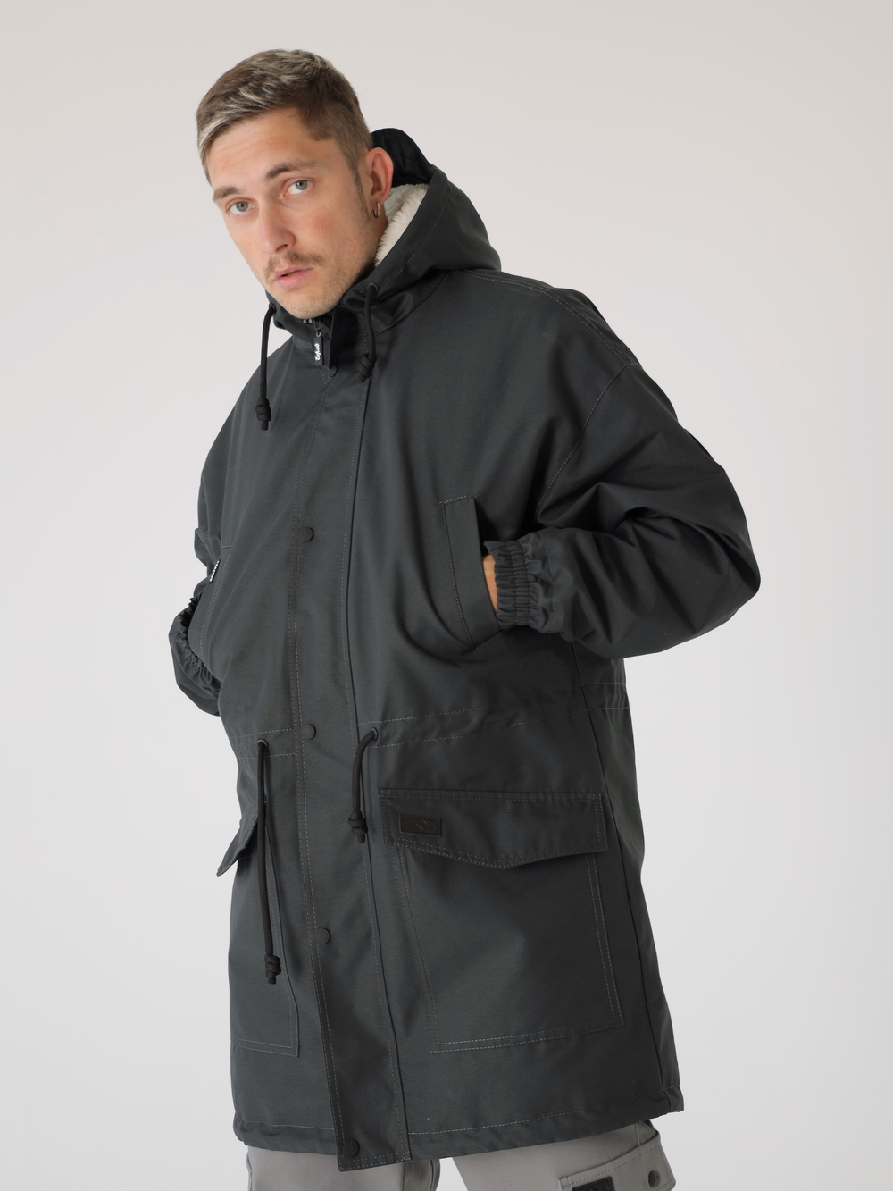 Парка с жилетом Город Горький серая