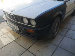 BMW E30 Крыло правое (Реплика "Стекловолокно")