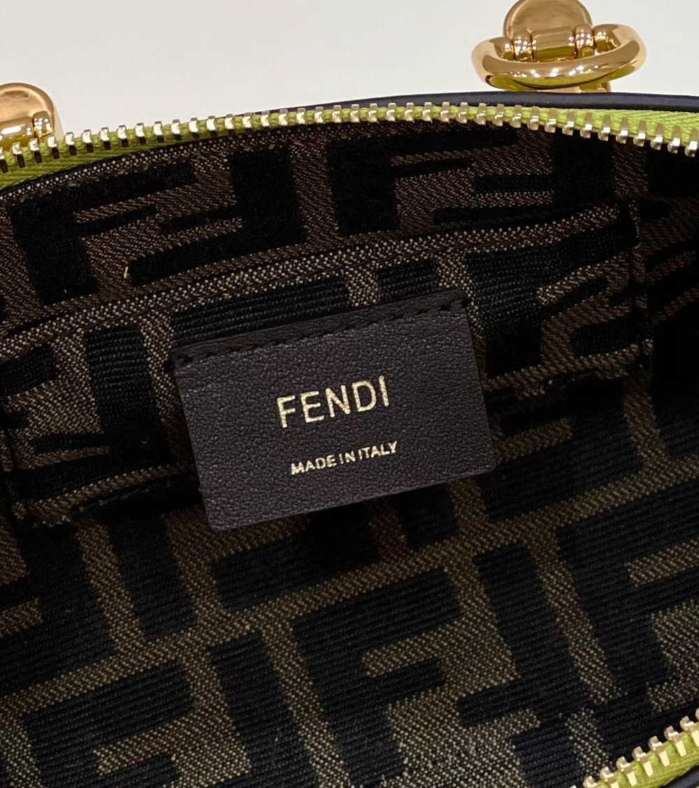 Fendi By The Way Mini 20 cm
