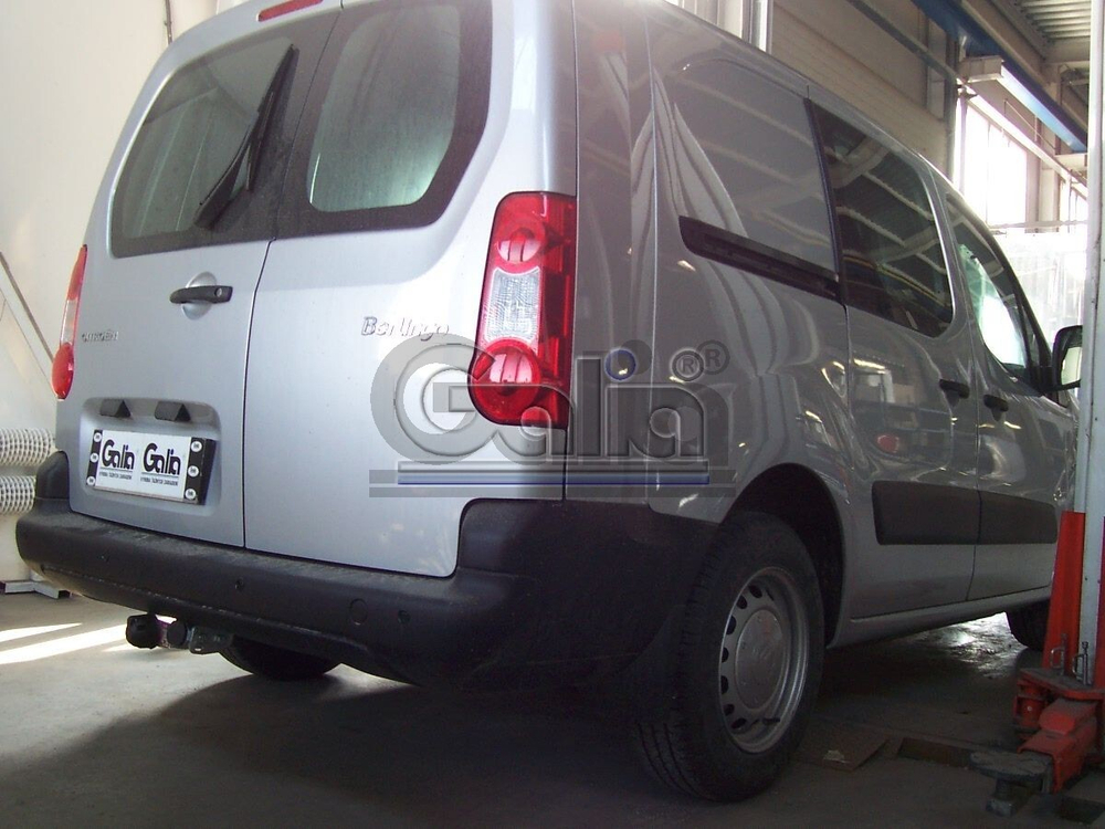 Фаркоп оцинкованный Galia C062С для Peugeot Partner II 2008-, Citroen Berlingo II 2008-(паспорт и сертификат в комплекте)(без электрики)