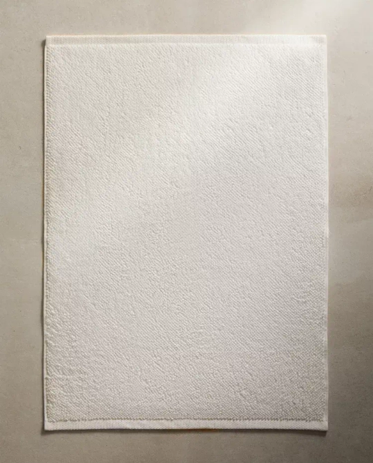 ZARA HOME НЕСКОЛЬЗЯЩИЙ КОВРИК ДЛЯ ВАННОЙ, БЕЛЫЙ