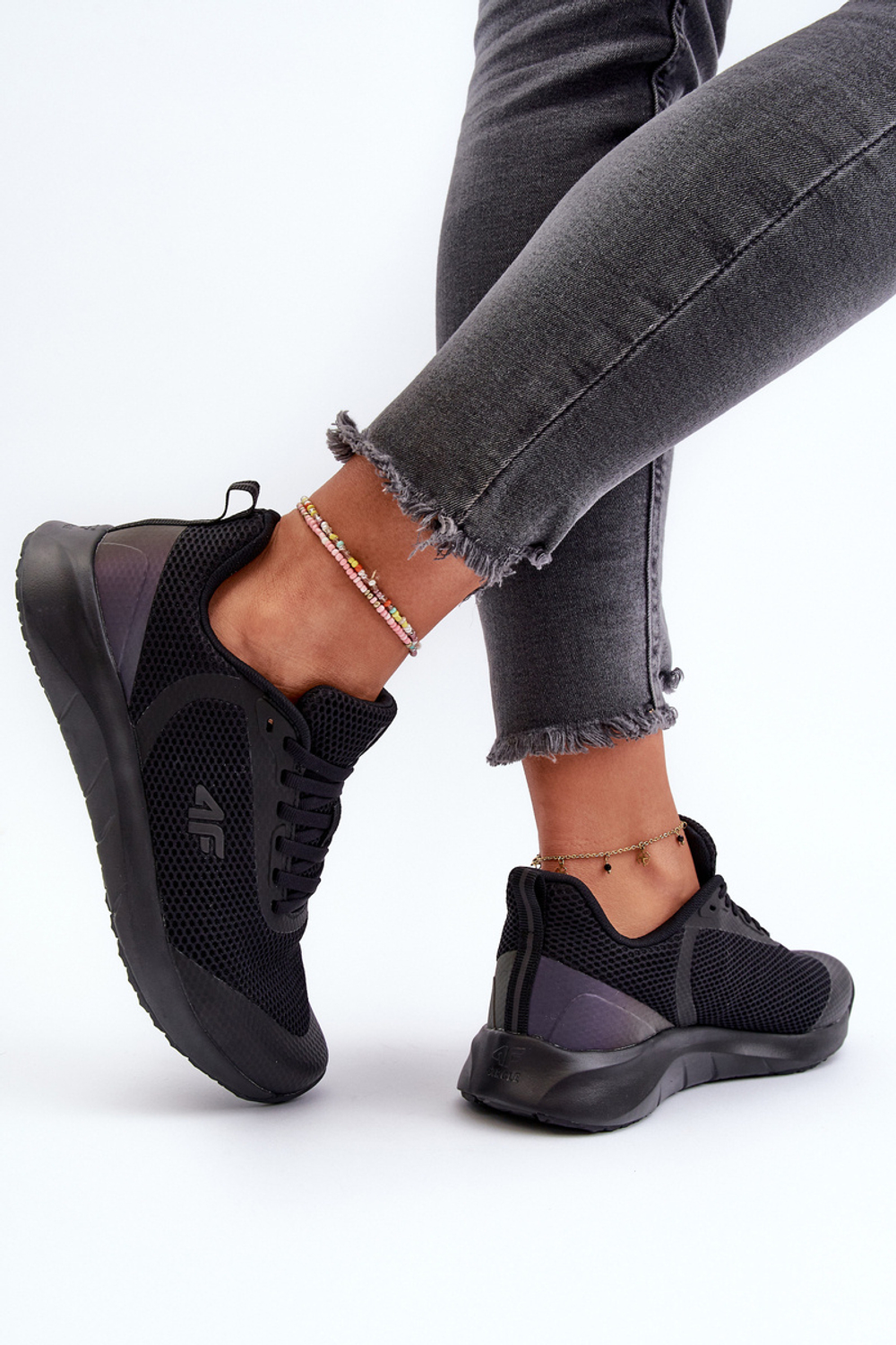 Кроссовки женские 4F SPORTSHOES F027 DEEP BLACK