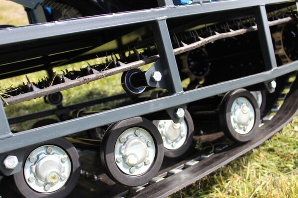 Мотобуксировщик ВЕПС «Наст»