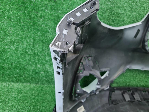 Бампер передний Volvo XC40 (2022-н.в.)