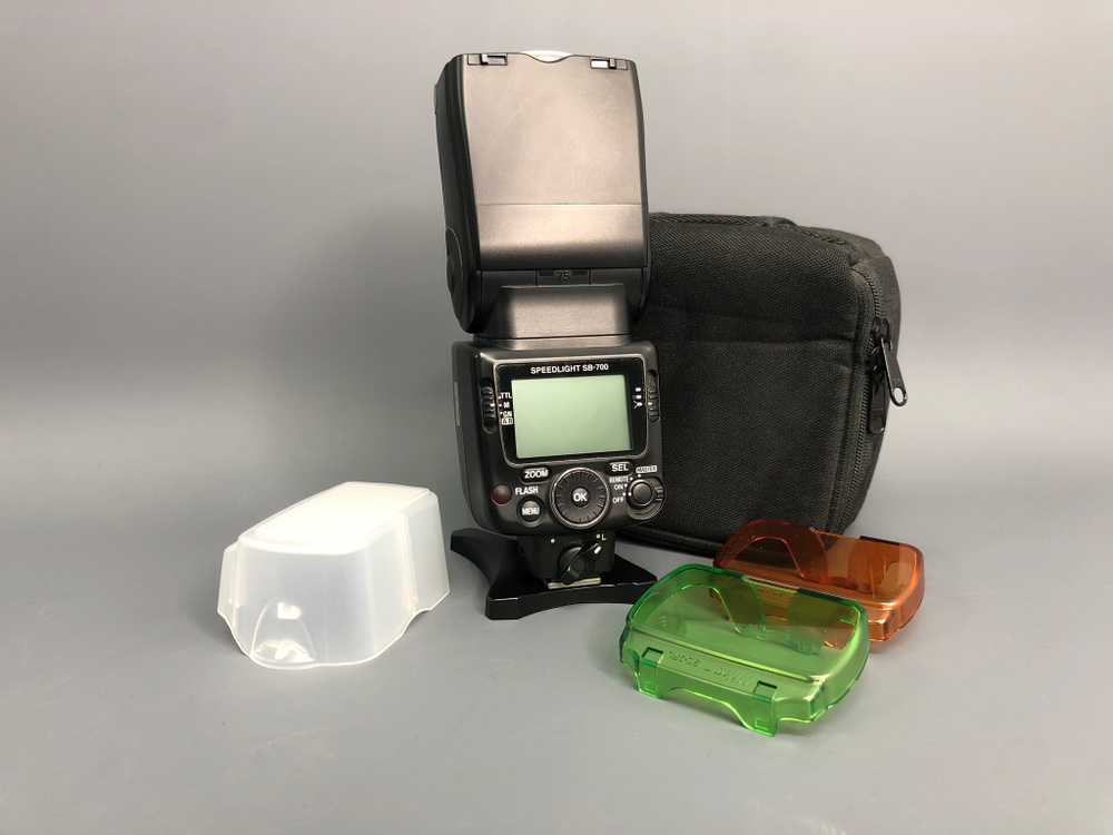 Nikon Speedlight SB-700