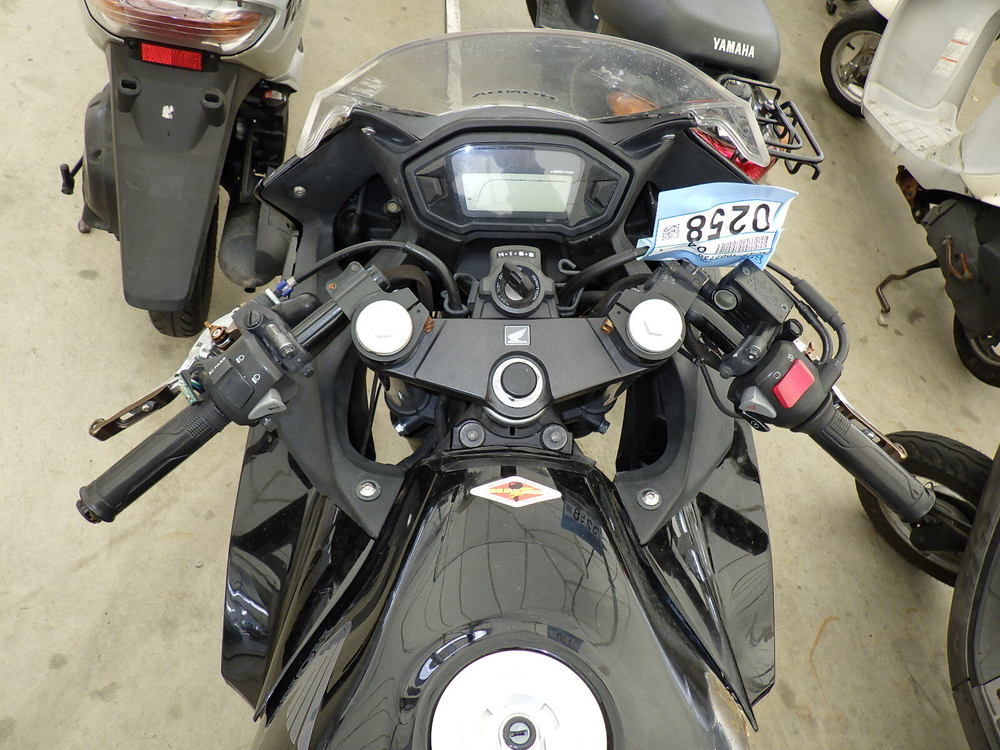 Honda CBR400 R