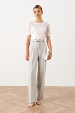 23003 Джемпер женский (молочный)