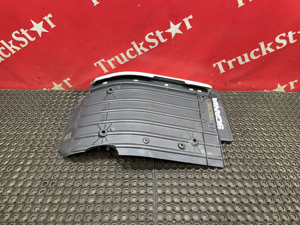 Крыло переднее правое задняя часть 2018г.