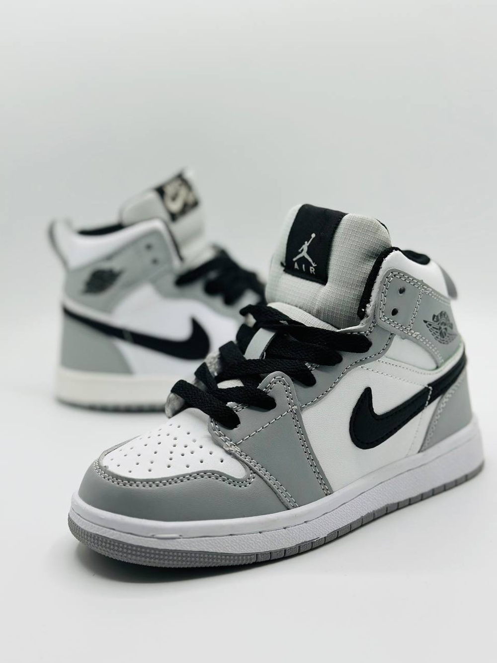 Кроссовки для детей Nike Air Jordan