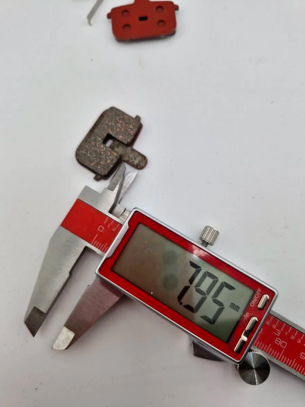 - - Колодки тормозные TP-011E для самоката и велосипеда