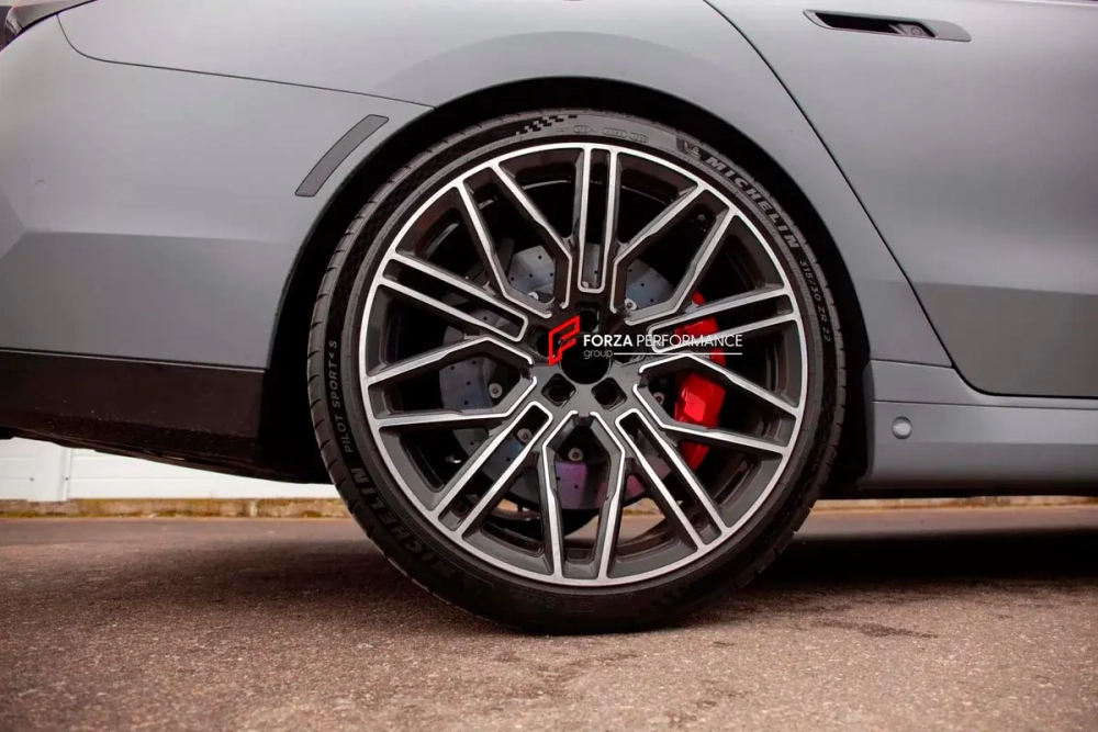 Карбон керамические тормоза для BMW 7 серий G70 2022+ БМВ