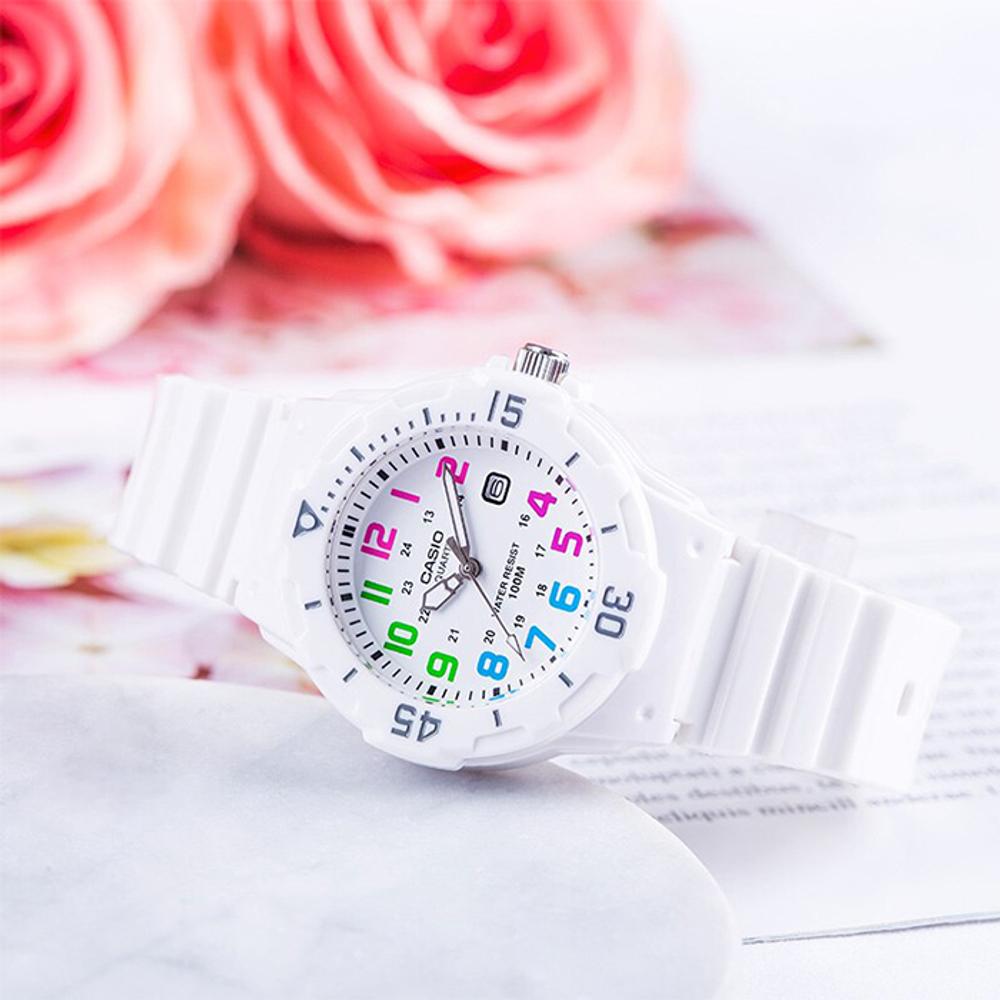 Женские наручные часы Casio Collection LRW-200H-7B