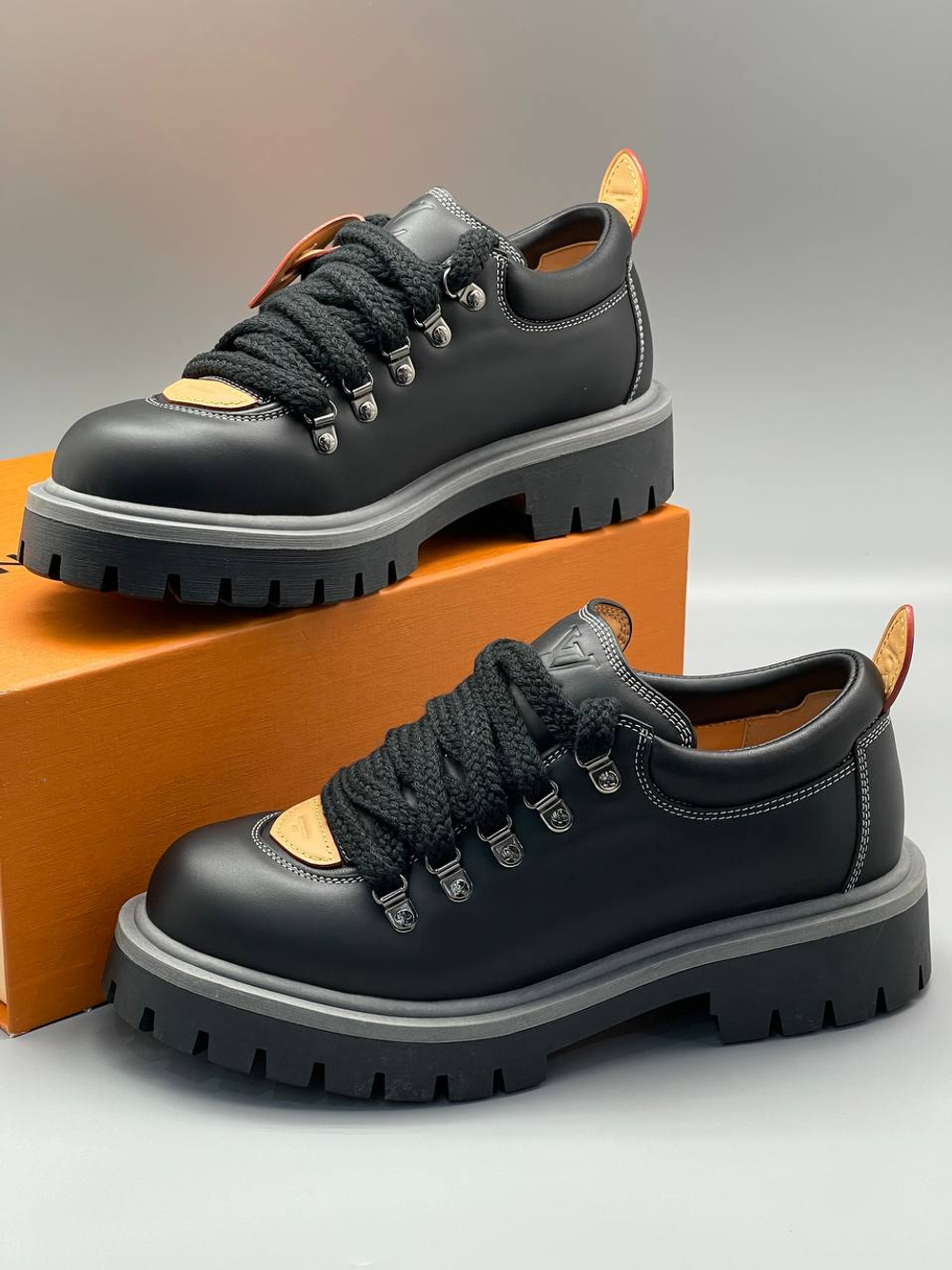 Кроссовки Louis Vuitton