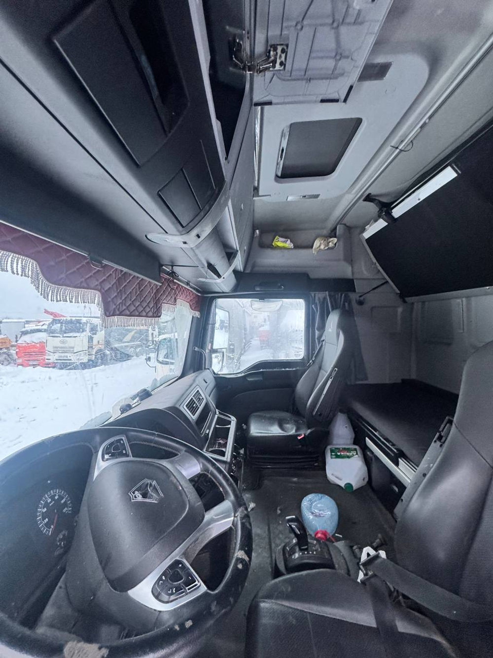 SITRAK C7H 6x2 Седельный тягач ZZ4256V363HE1 (Дизельный, 12,4 л, 480 л.с., АТ)