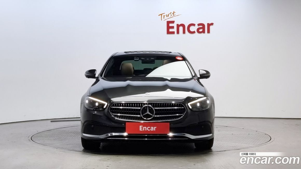 Mercedes-Benz E-Class W213 E350 4MATIC Avangarde (03.2021)