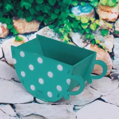 Кашпо из дерева «Чашка»