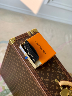 Louis Vuitton Charms Card Holder