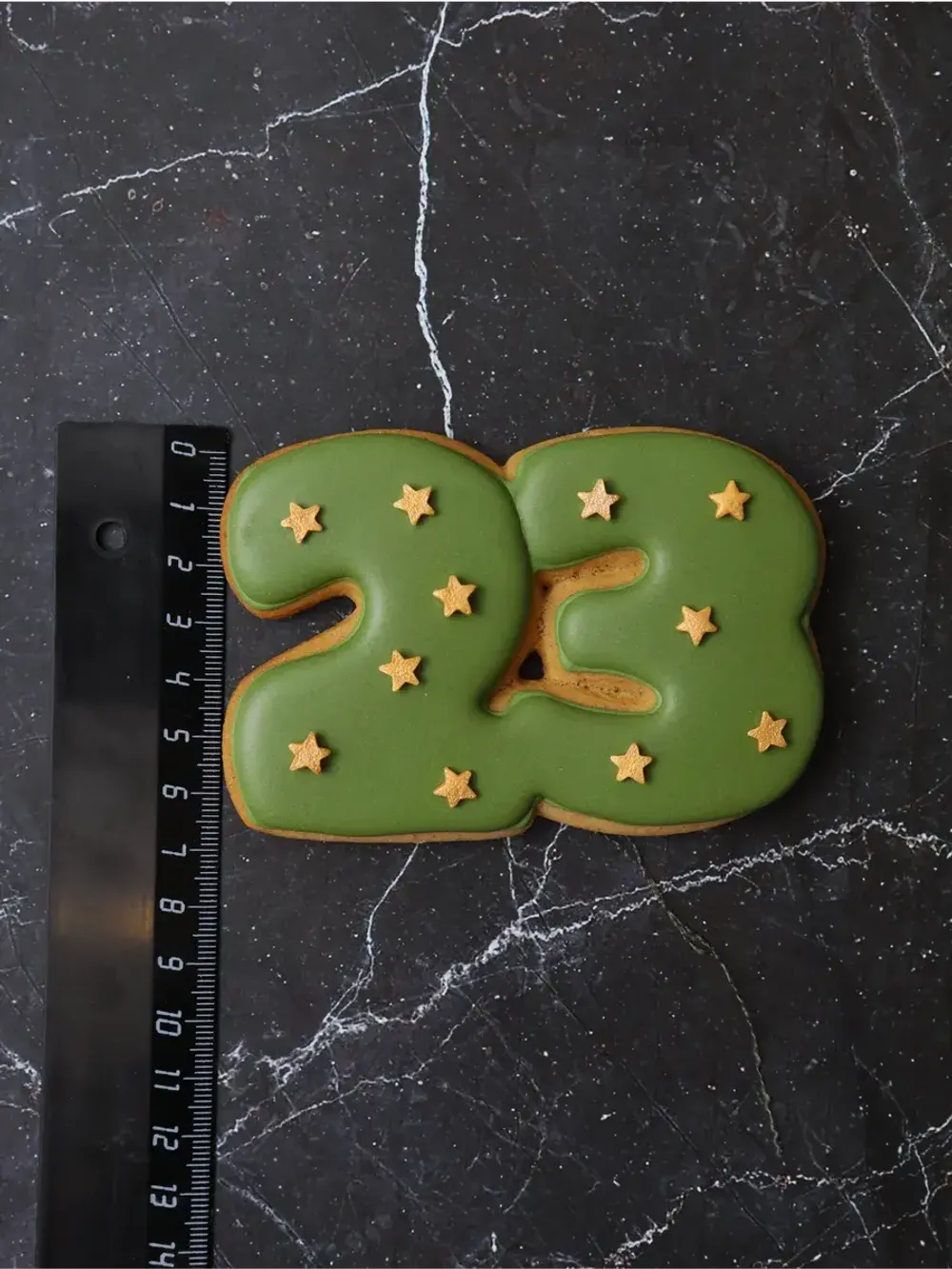 Пряники цифра 23, 4 штуки в комплекте