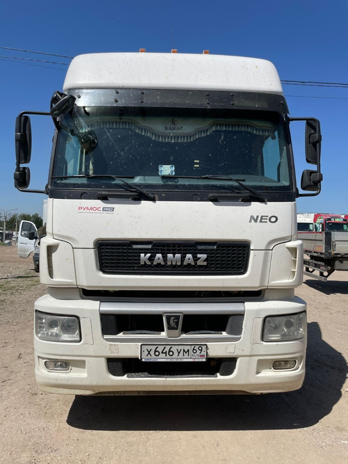 КамАЗ 5490 4x2 Седельный тягач 5490-S5 (Дизель/Газ, 12,0 л, 401 л.с., АТ)