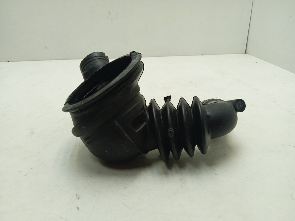 WLX20370CE кт161 Сливной патрубок для стиральной машины Bosch 90000471225 б/у