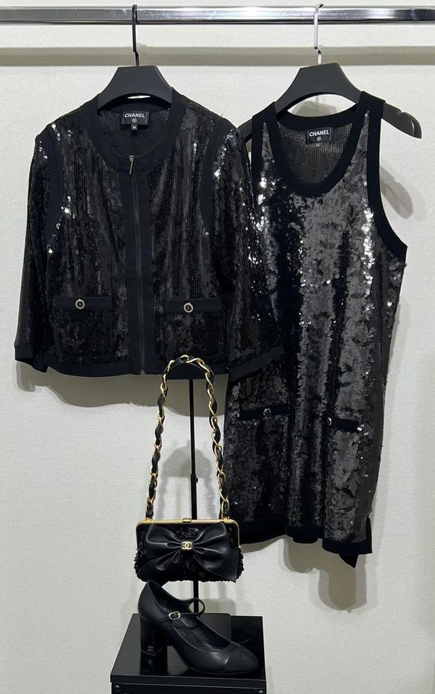 Платье CHANEL