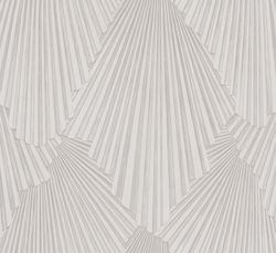 Papis Loveday Fashion Icon