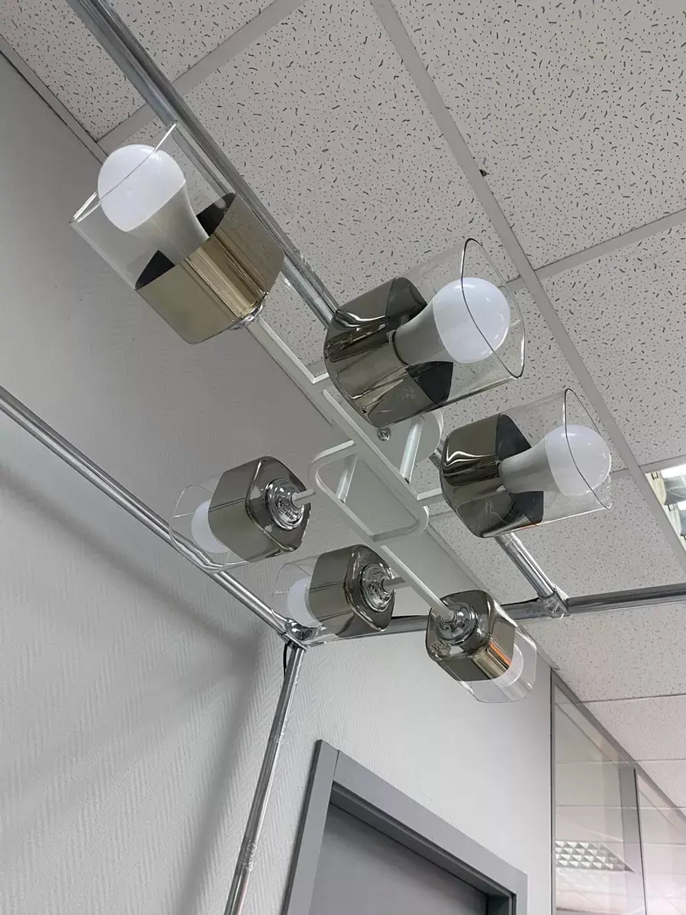 Люстра потолочная E27*6*60W белый, хром