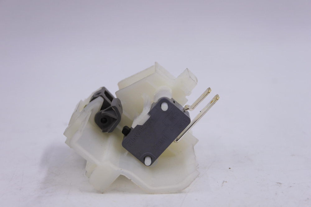 Замок дверцы посудомоечной машины посудомоечной машины Beko 1750900400