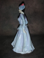 Статуэтка. Фарфор. Дама Мидинетт. Royal Doulton. Англия