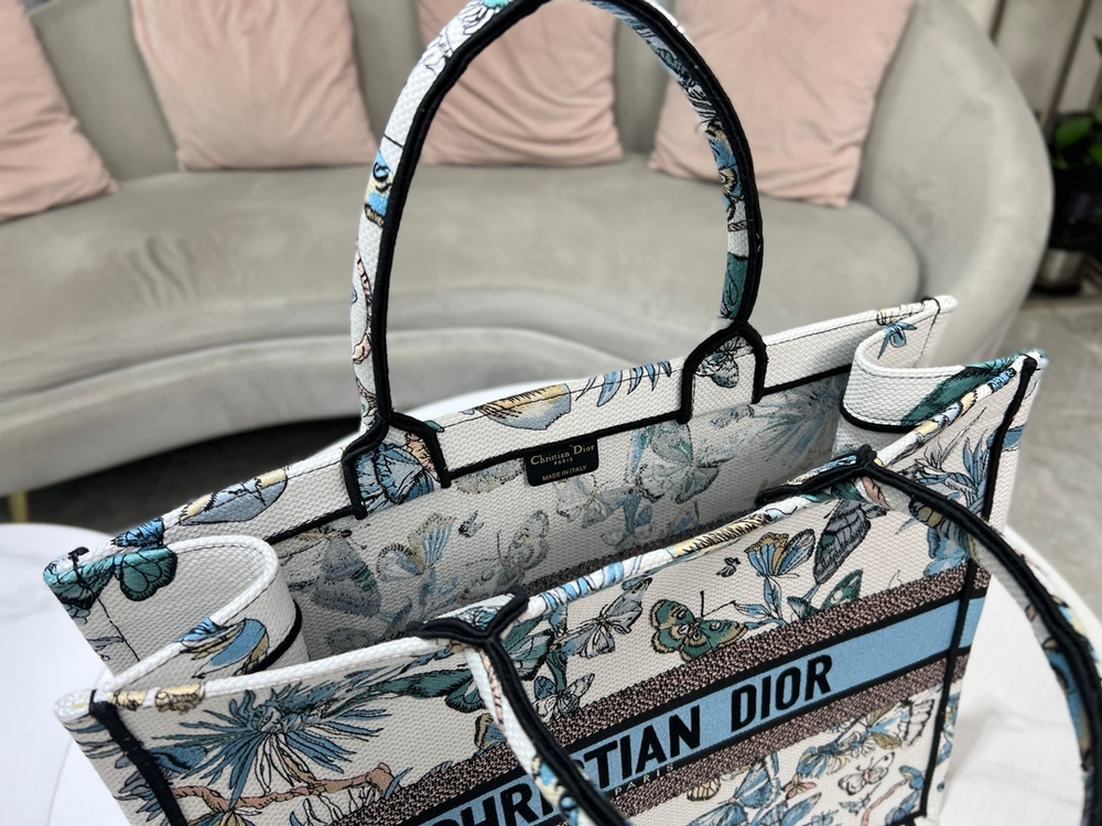 Christian Dior Book Tote 42 cm