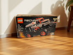 LEGO Technic 42200 MONSTER JAM THUNDERROARUS — мощный внедорожный монстр-трак