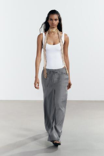 ZARA БРЮКИ ИЗ ТКАНИ С РЕЛЬЕФНЫМ УЗОРОМ, ТЕМНО-СЕРЫЙ