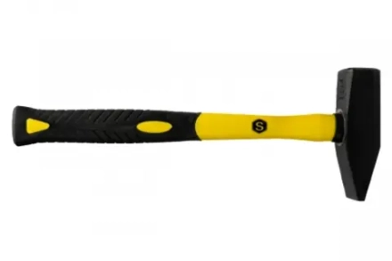 Молоток с фиберглассовой рукояткой 1500 г