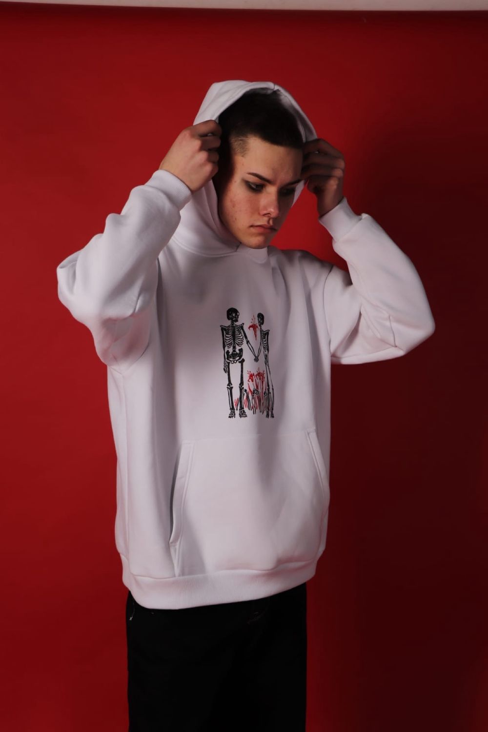 Худи Нетак Оверсайз с начесом Гуманизм Белый