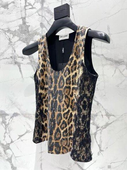 Топ Yves Saint Laurent