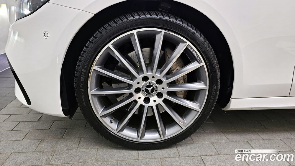 Mercedes-Benz E-Class W213 E350 4MATIC AMG Line Editions (12.2020)