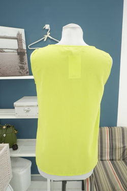 Майка La Reine Blanche яркая 44 размер