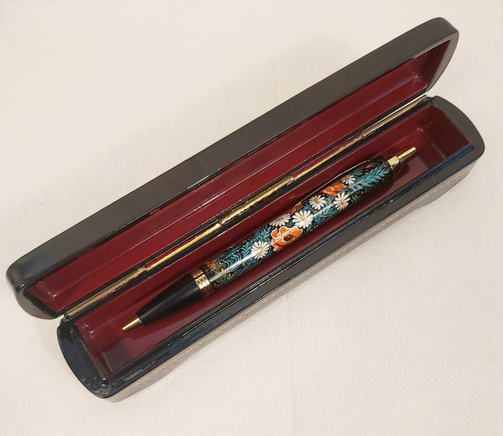 Ручка Паркер в шкатулке с ручной росписью "Ромашки и маки"