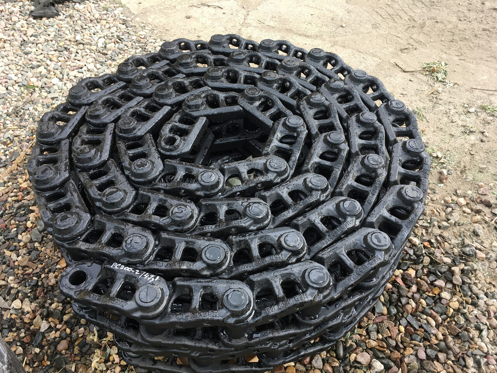 Цепь гусеничная ZX240 ZX240-3 ZX250-3 47 звеньев HSB