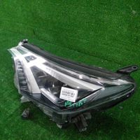 Фара левая Toyota Rav 4 CA40 (2015-2019) LED