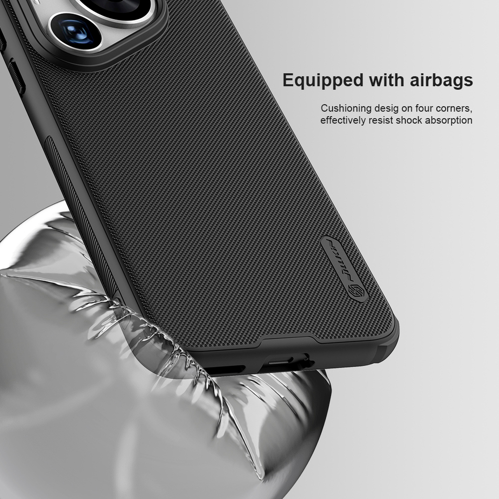Усиленный противоударный чехол черного цвета от Nillkin для Huawei P70 Pro (Pura 70 Pro, Pura 70 Pro+), серия Super Frosted Shield Pro