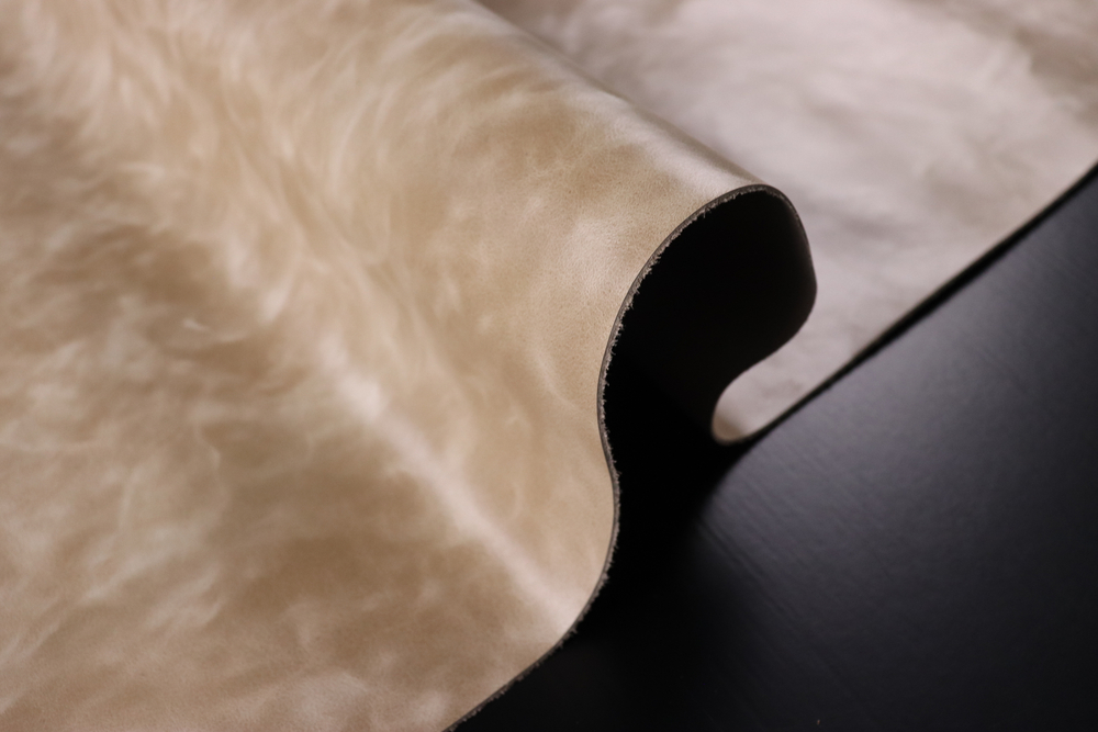 1,1-1,3 Кожа Бриллиант Бежевый